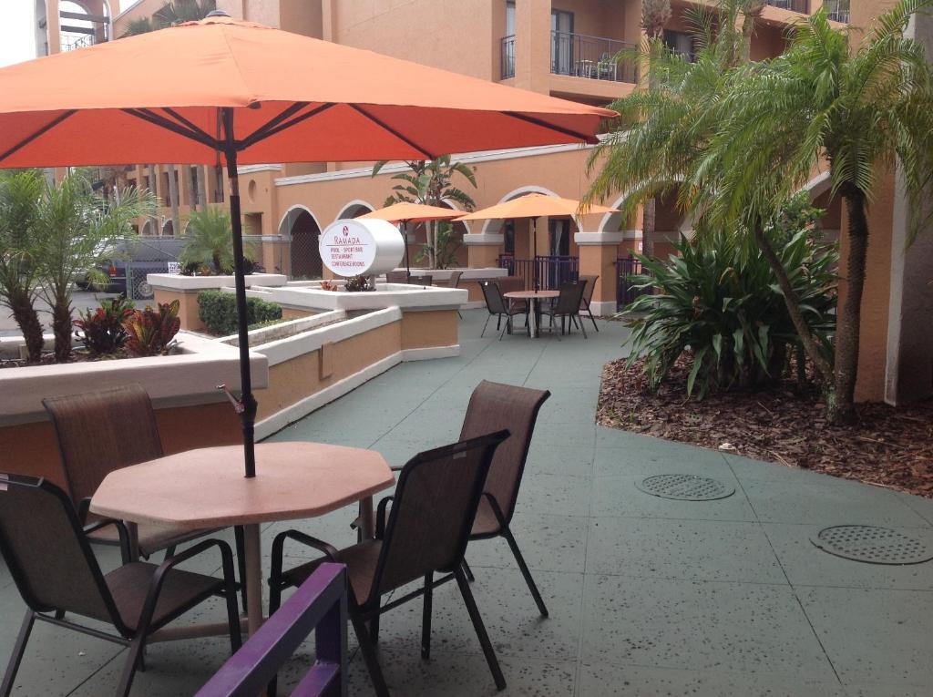 Ramada By Wyndham Kissimmee Downtown Hotel Екстериор снимка