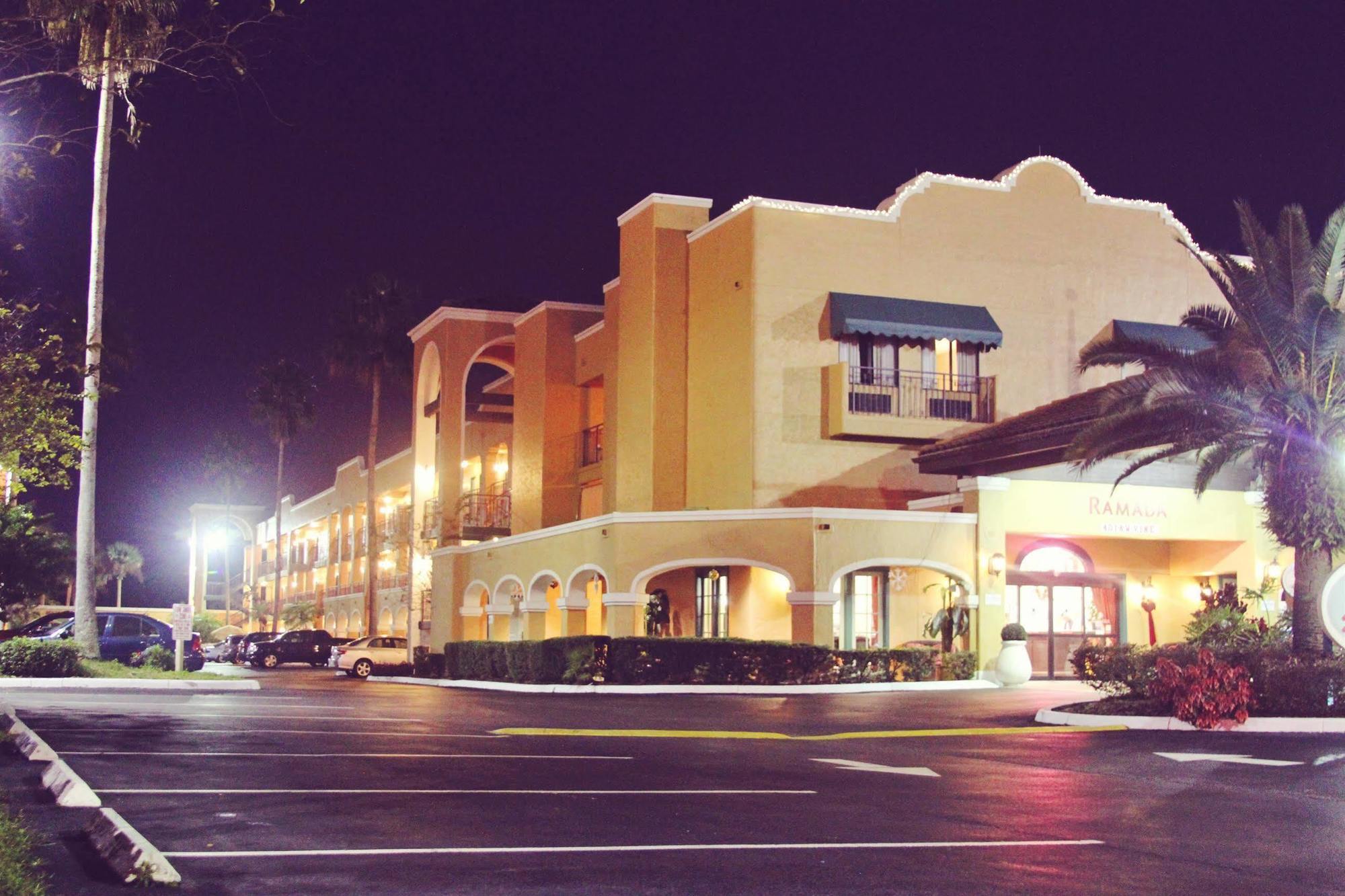 Ramada By Wyndham Kissimmee Downtown Hotel Екстериор снимка